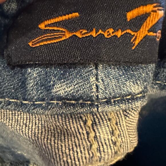 Seven7 Jeans Women’s Size 12 Bootcut Blue Denim Embroidered Pockets Distressed - Picture 6 of 10